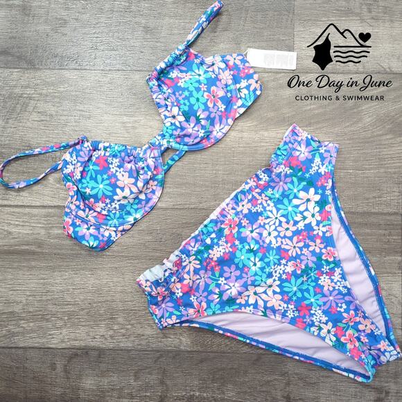 Cupshe High Waist Underwire Bikini Swimsuit Size M - Picture 2 of 5